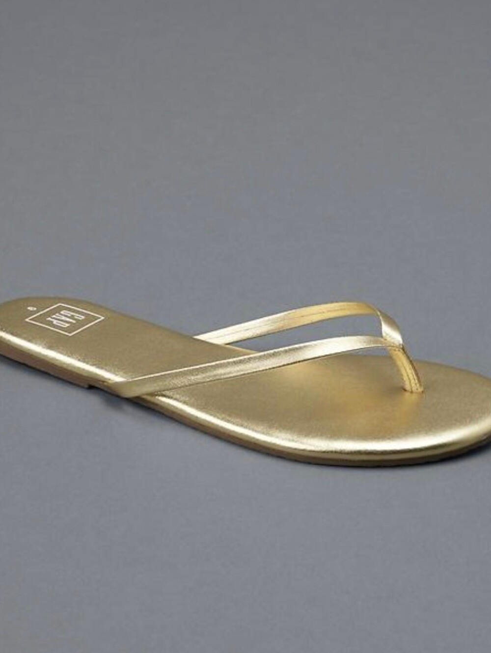 GAP Metallic Gold Slim-Strap Flip Flop Sandals Size 8.5